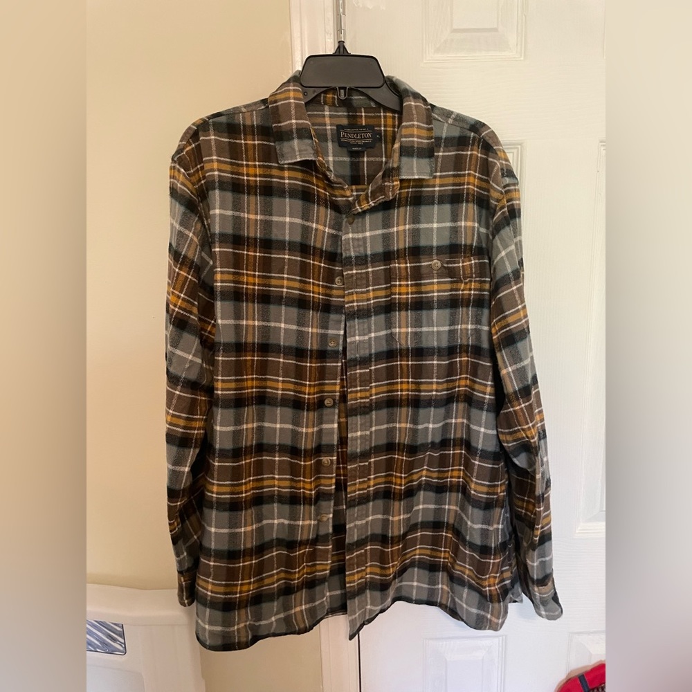 Pendleton Flannel. Brown/Blue. XL. Great condition.